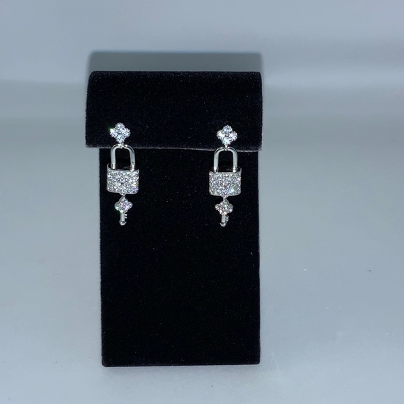 Blossom Lock & Key Earrings - Picture 6 of 10